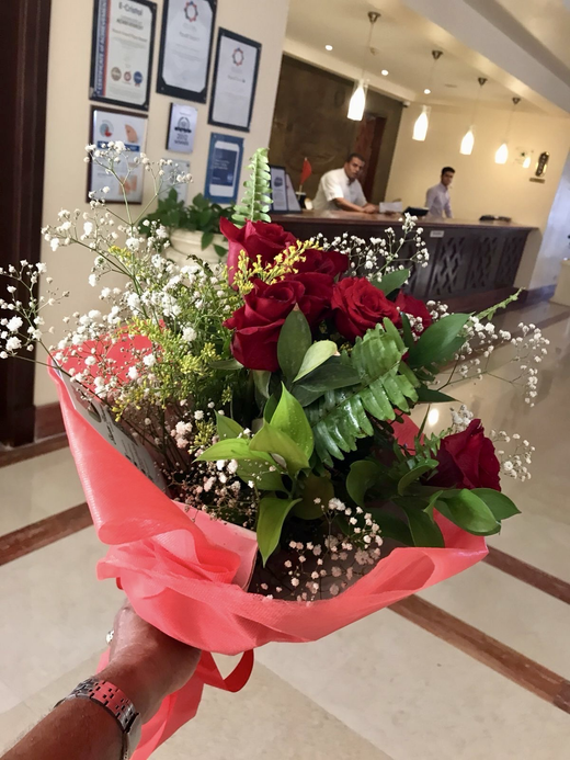 Букет из 9 алых Роз