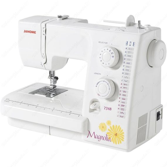 Швейная машина Janome Magnolia 7318