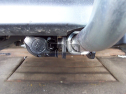 Фаркоп оцинкованный Galia M106A для Mazda 3 седан/хетчбек 2003-2009, Mazda 3 седан/хетчбек 2009-2013, Ford Focus III хетчбек 2011-(паспорт и сертификат в комплекте)(без электрики)