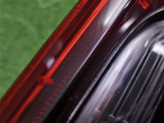 Фонарь левый внутренний Porsche Macan 95b (14-18)