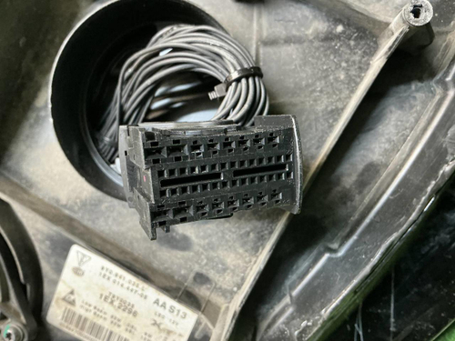 Фара левая Porsche Cayenne 3 PO536 (2017-2023) LED