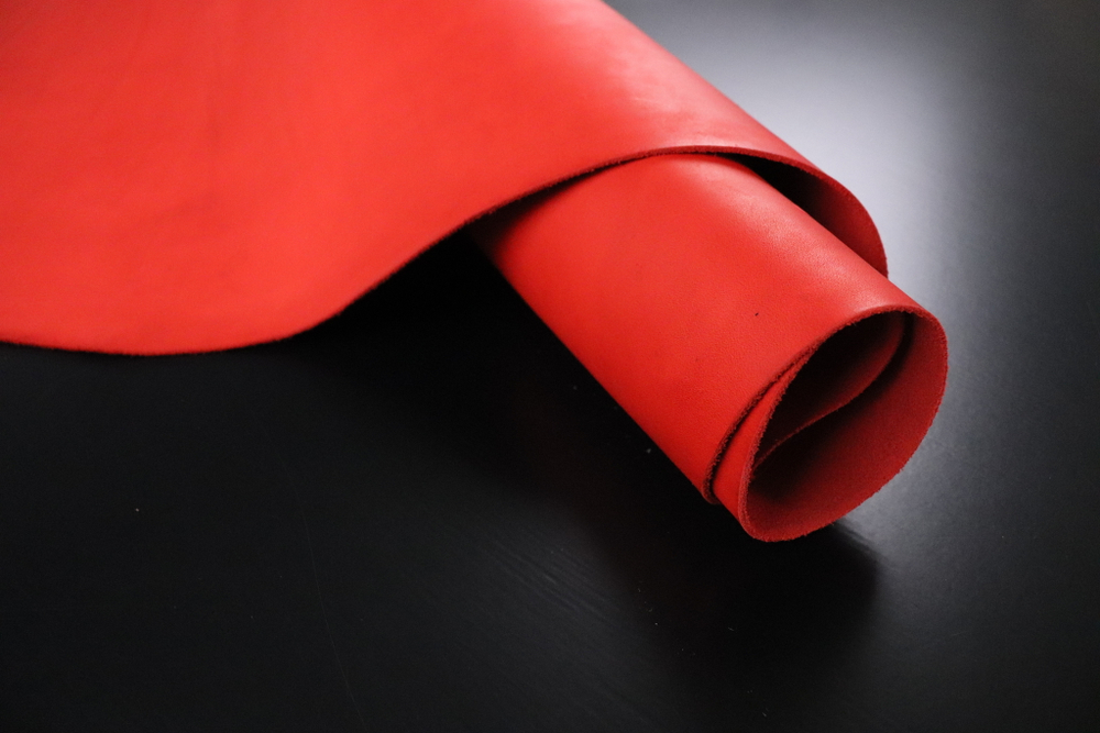 1,8-2,2 Юфть красная отделкой Pull Oil