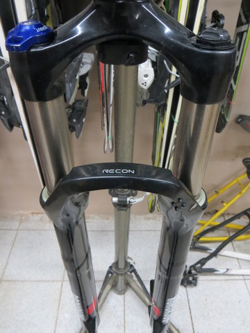 Вилка Rock Shox Recon Silver TK Solo Air 100мм 29" 9QR
