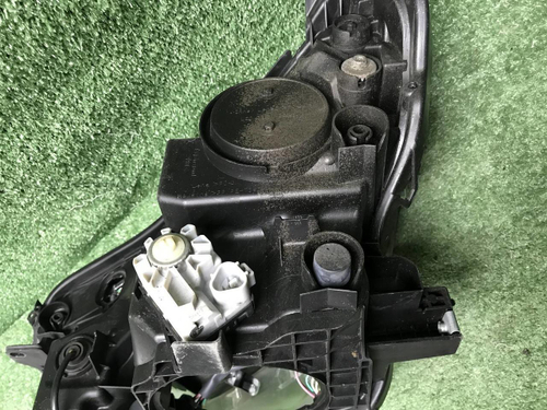 Битая Фара правая Toyota RAV4 4 CA40 (15-19) LED
