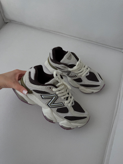 Кроссовки из натуральной замши