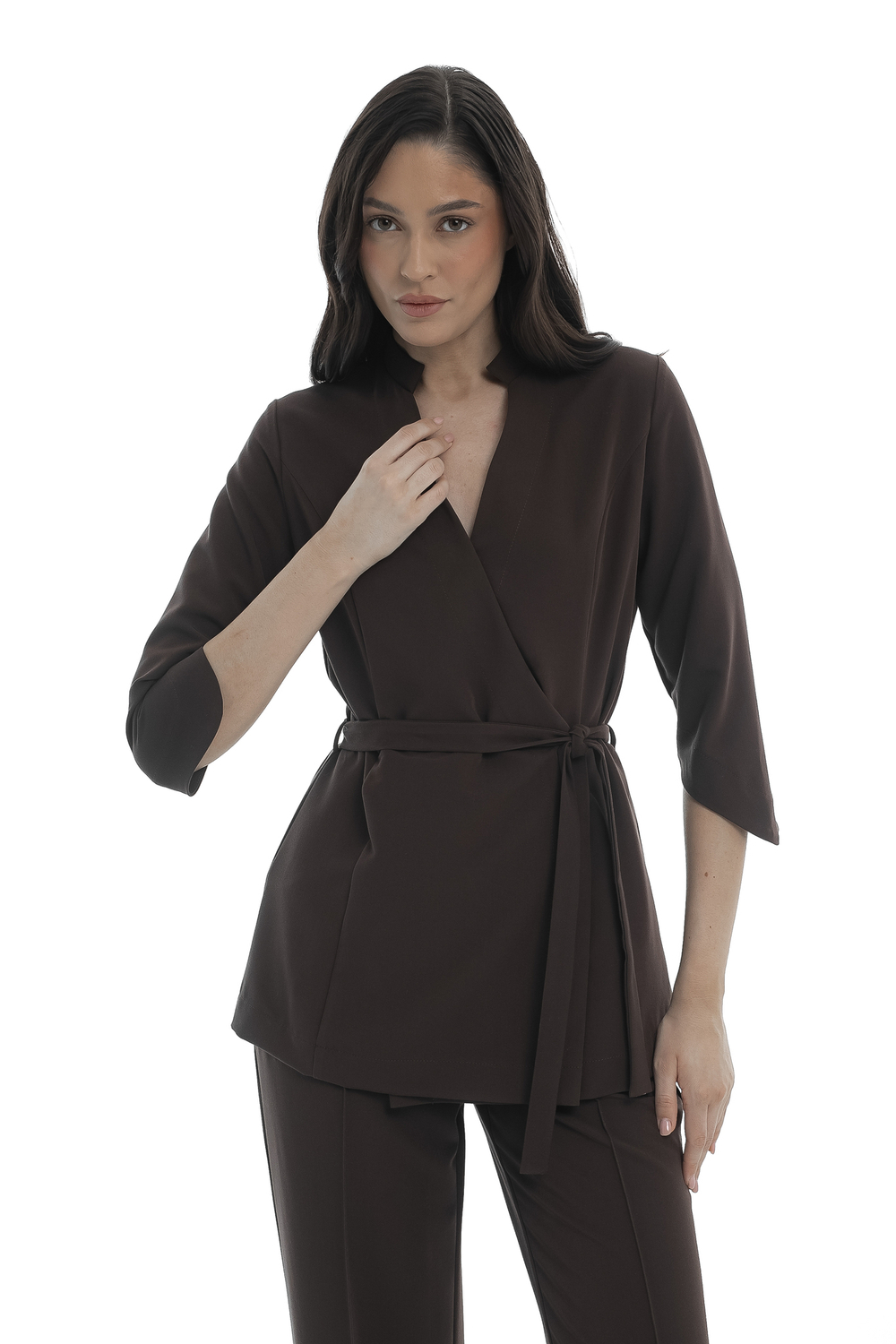 Костюм блуза на запах и брюки со стрелками