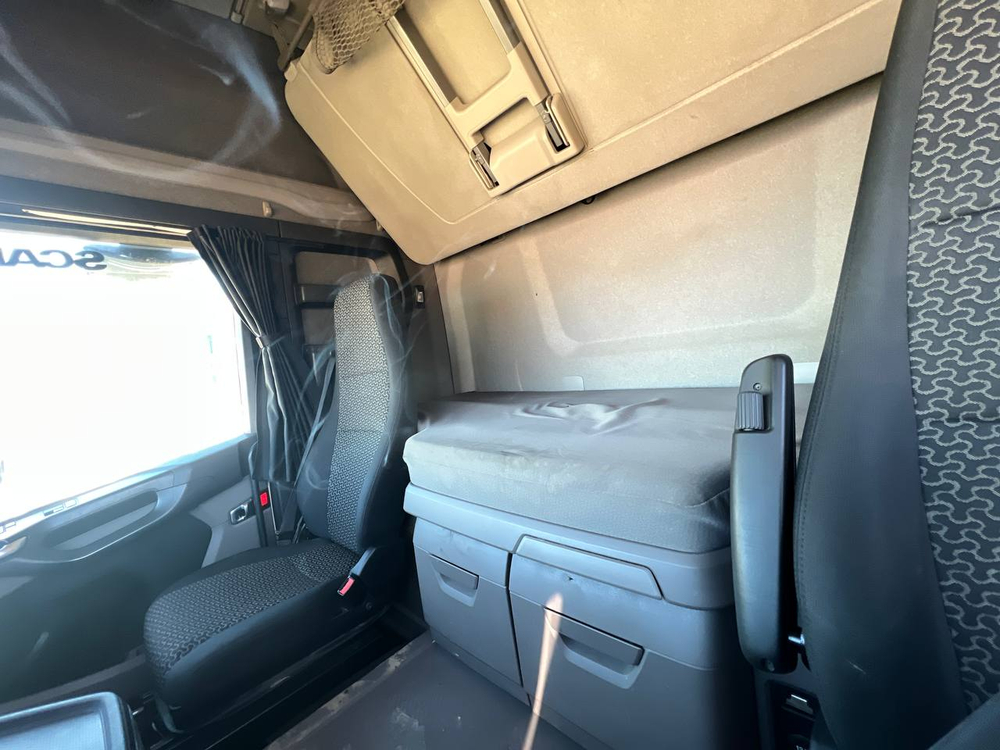 Scania R 4x2 Седельный тягач R450 (Дизельный, 12,7 л, 450 л.с., АТ)