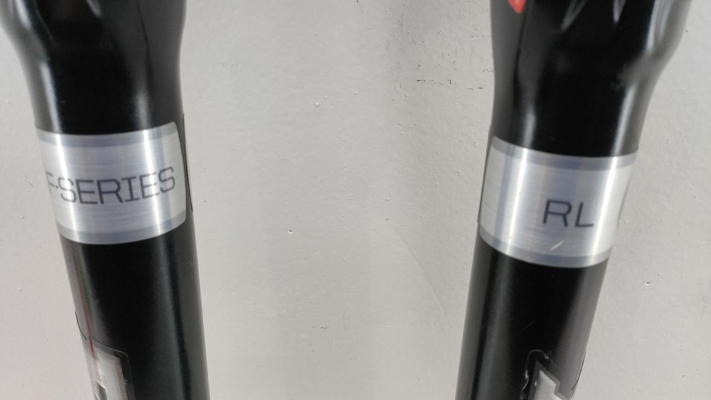 Вилка велосипеда Fox F Series RL 26 / 27.5 pv0056