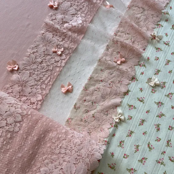 Рибана ажурная, молочная/веточки