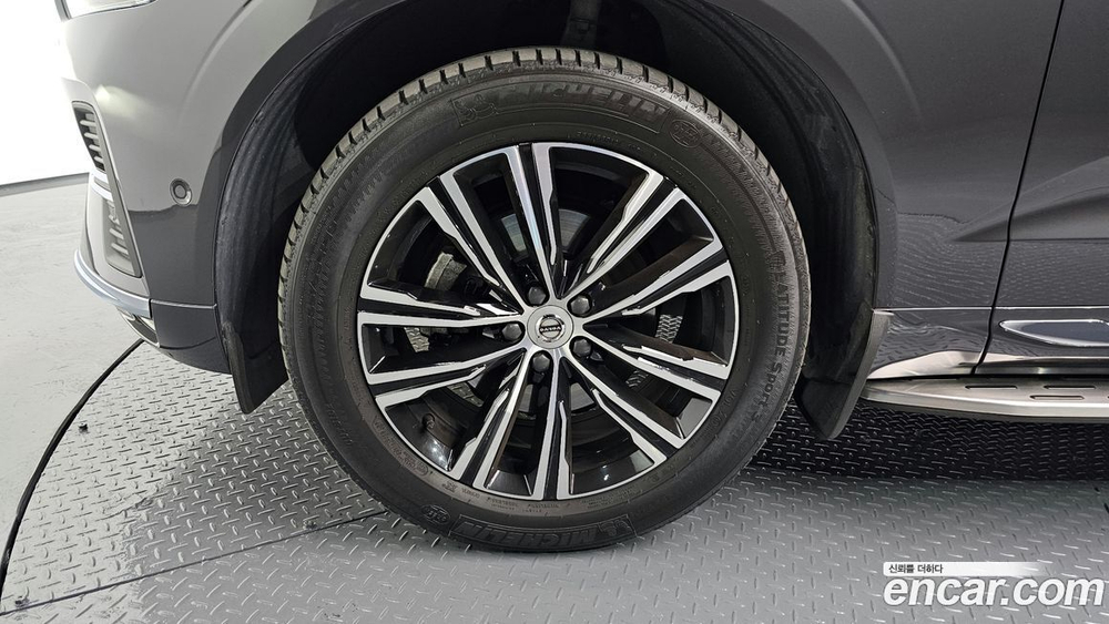 Volvo XC60 2 Generation B5 Inscription (01.2022)