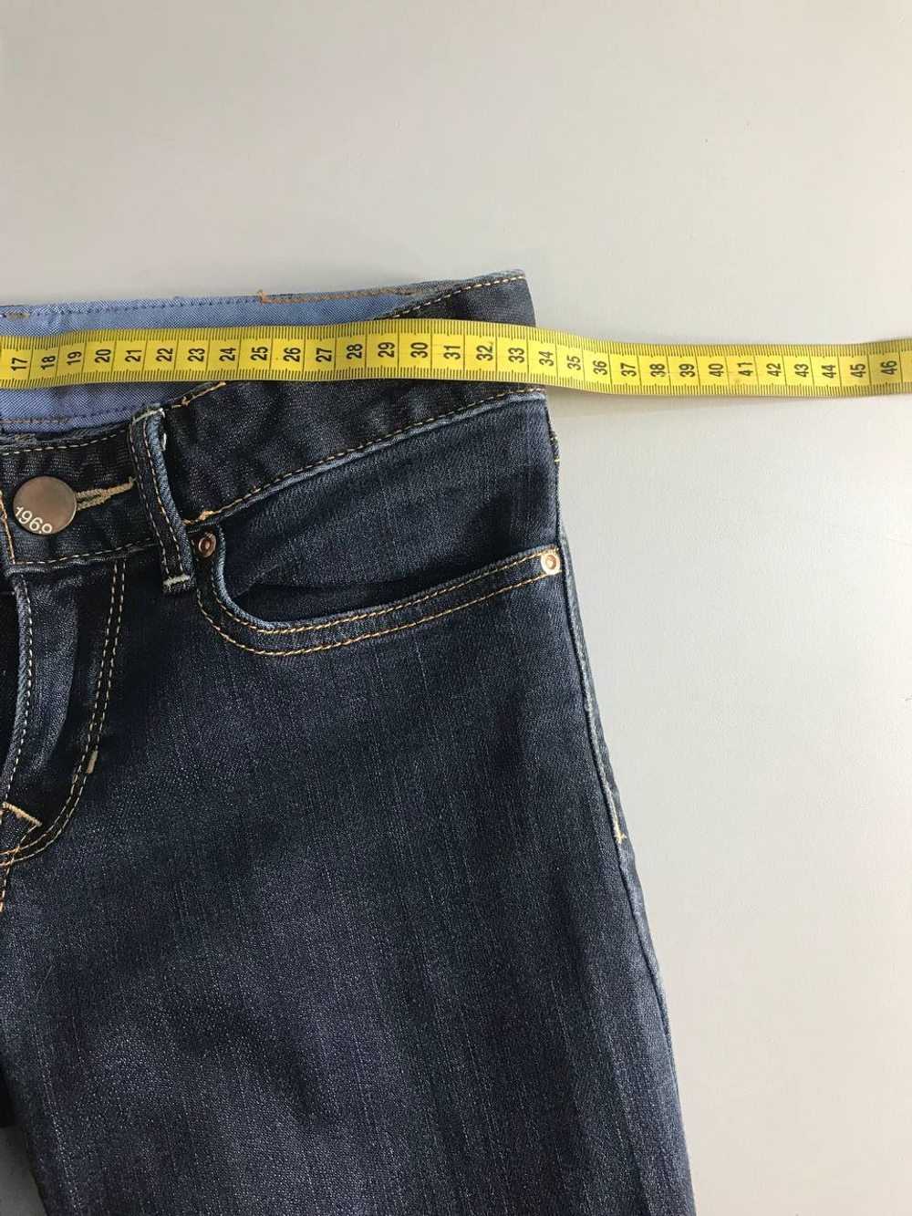 Джинсы Gap зауженные, маркировка 25, визуально 40 размер