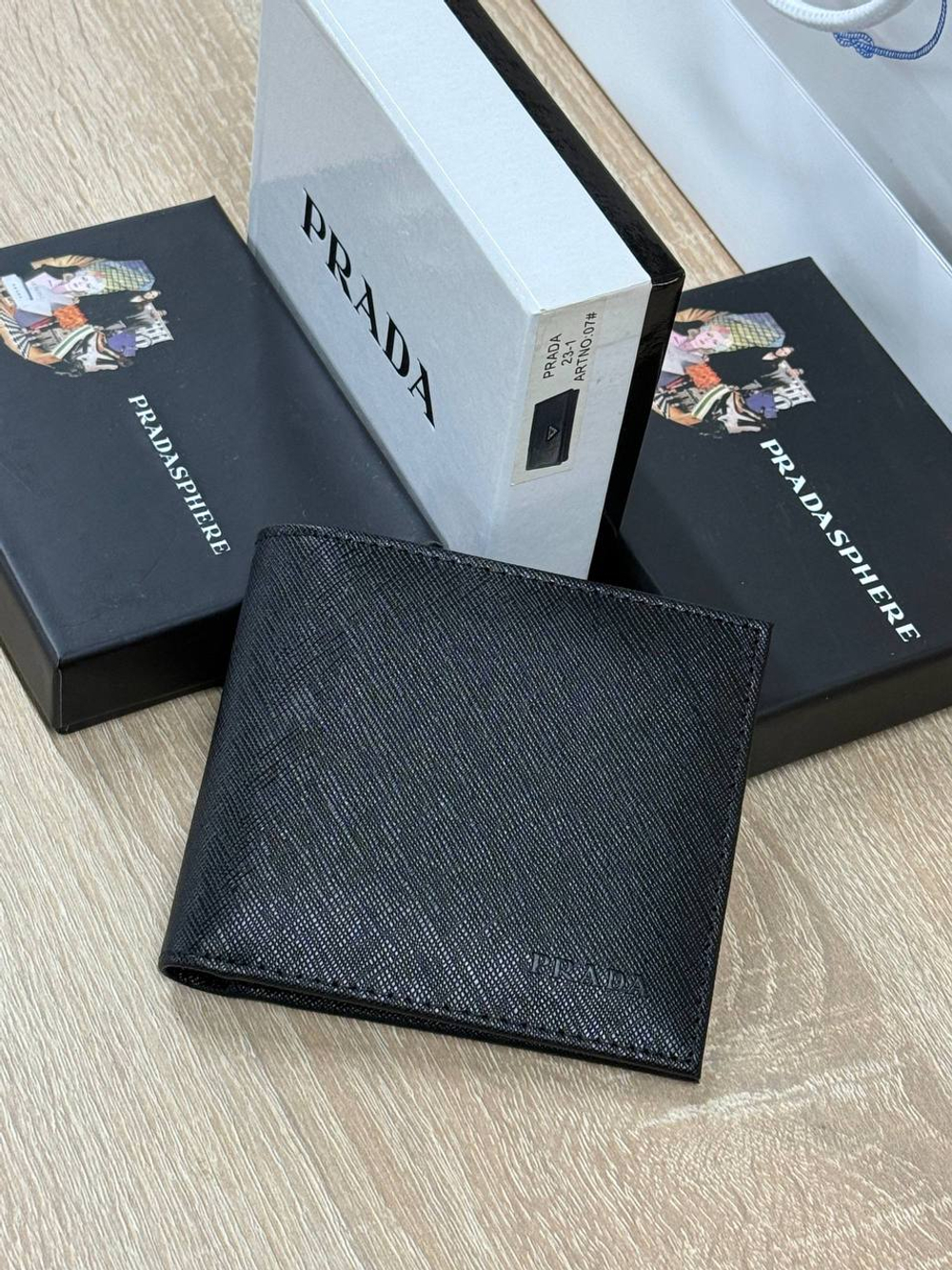 Бумажник Prada