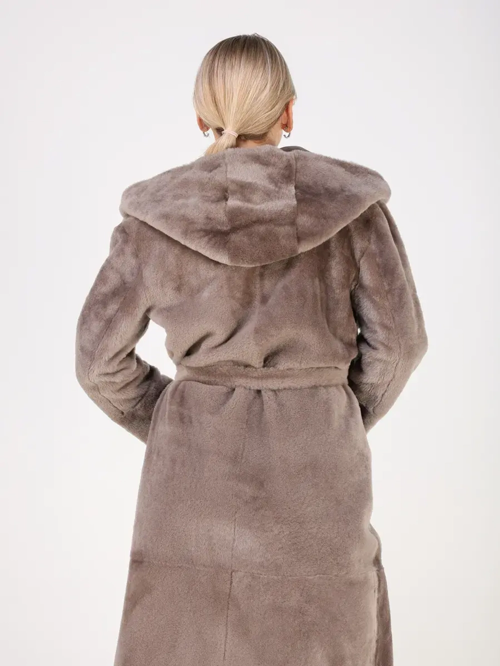 Дубленка зимняя шуба натуральная с капюшоном двухсторонняя