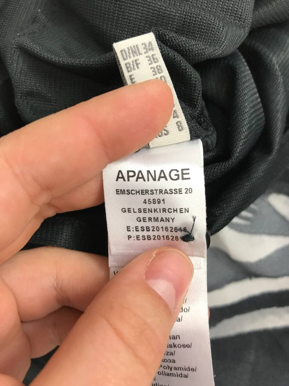 Платье Apanage стильное 42/44 размер