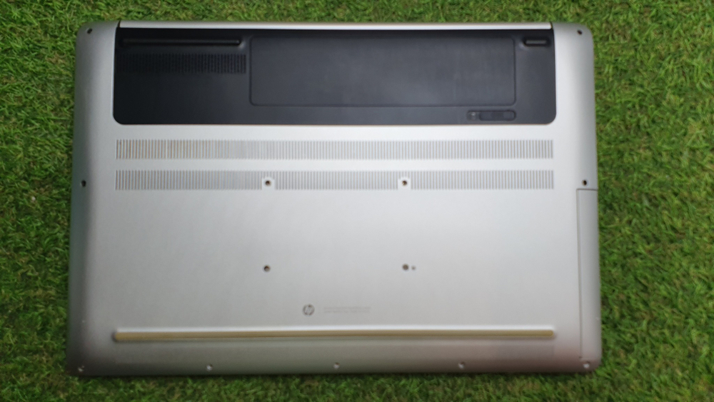 Ноутбук HP i7-6/8 Gb/FHD