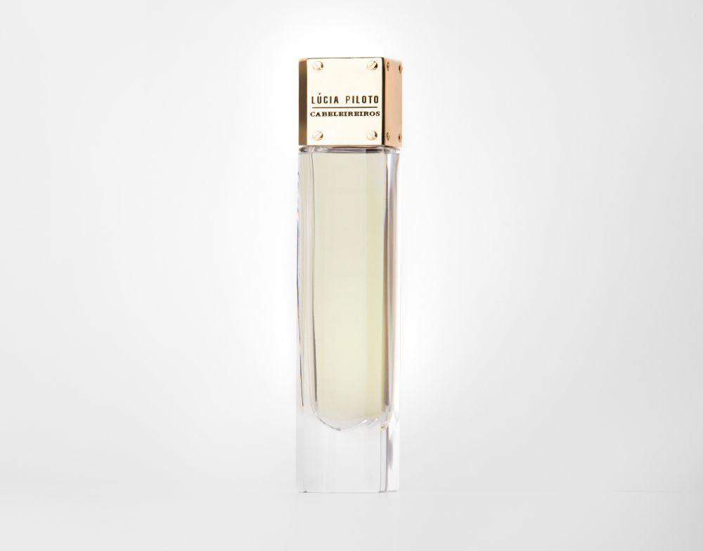 Lucia Piloto Midnight