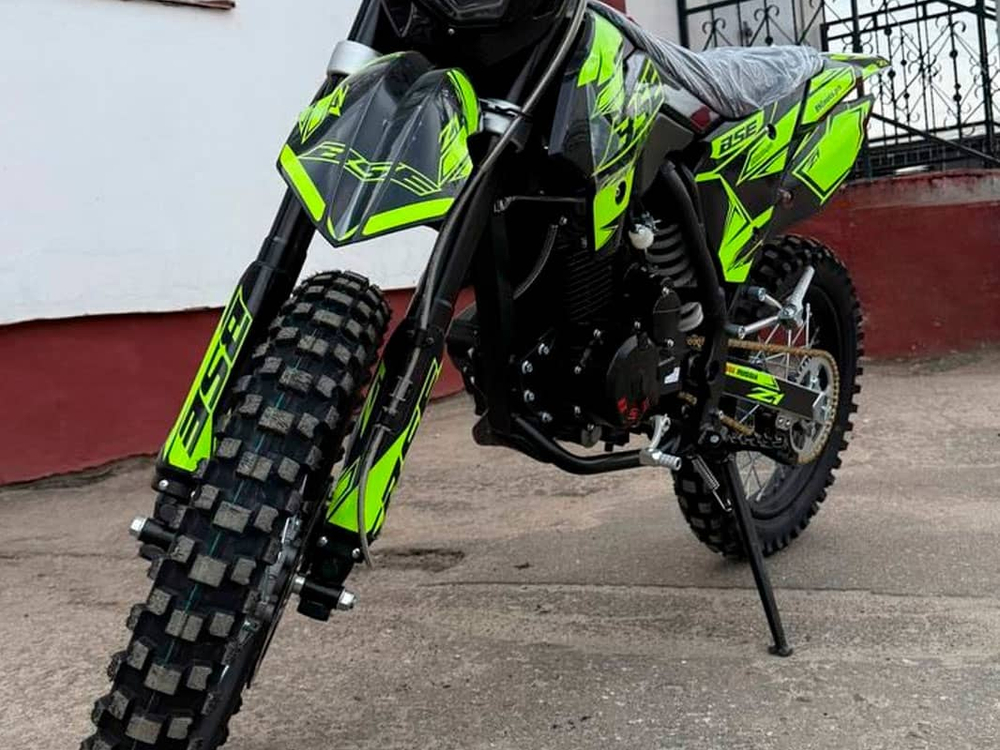 Мотоцикл кроссовый эндуро BSE Z1 2.0
