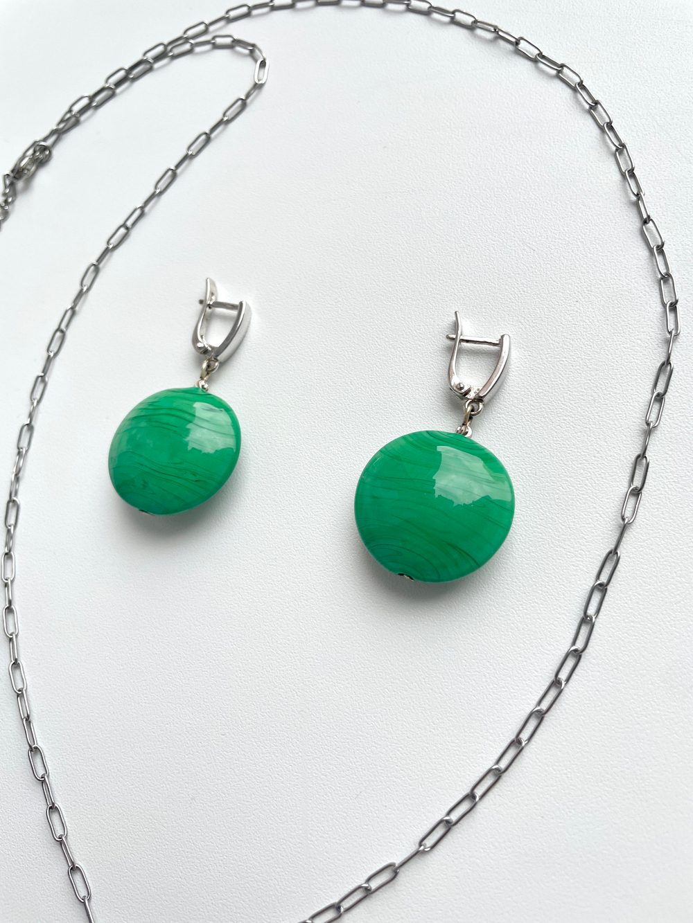 Комплект украшений из муранского стекла: колье, серьги