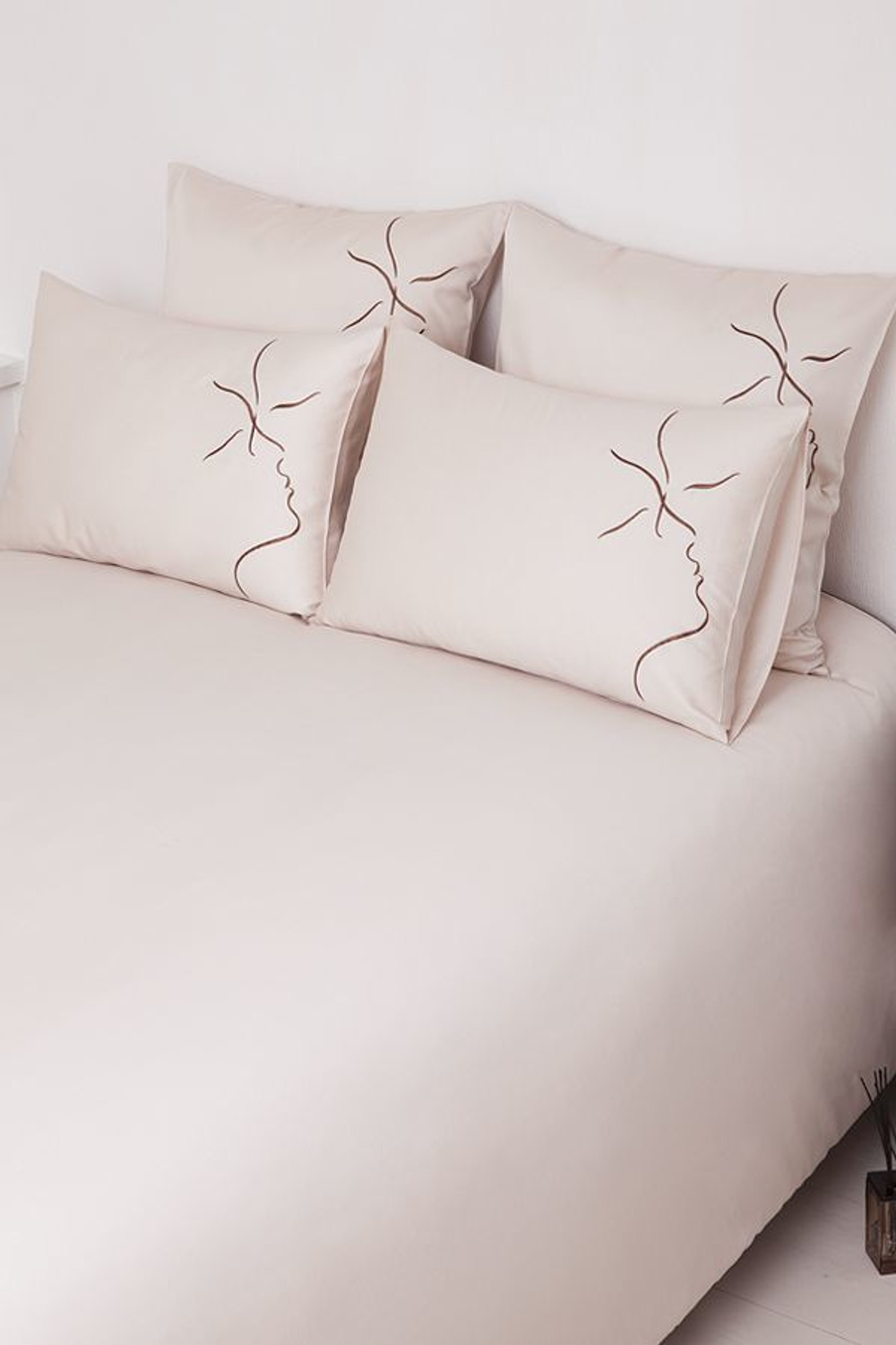 Наволочка 50х70 Bovi Kiss бежевая Португалия