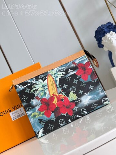 Louis Vuitton Pochette Voyage MM