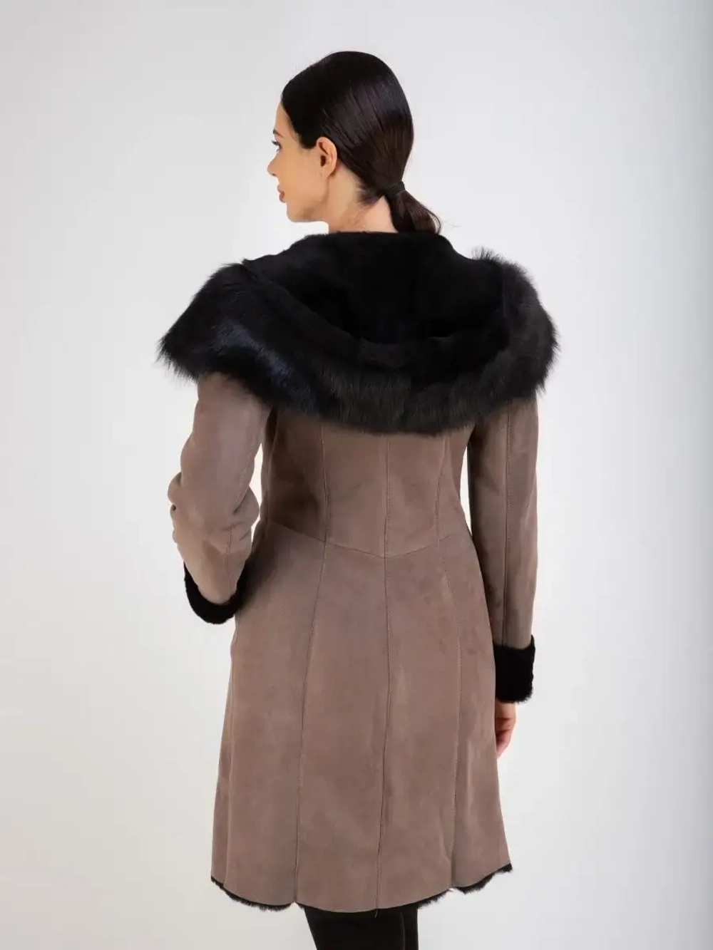 Дубленка женская натуральная длинная с капюшоном Турция