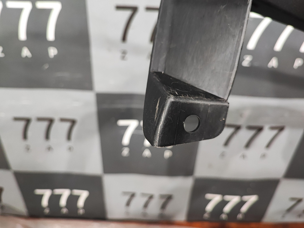 Кронштейн переднего бампера Chevrolet Aveo (T250) 05-11 Новое Оригинал 96820334