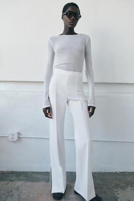 ZARA РАСКЛЕШЕННЫЕ БРЮКИ С РАЗРЕЗАМИ ZW COLLECTION, БЕЛЫЙ