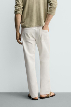 ZARA ДЖИНСЫ STRAIGHT FIT С НЕОБРАБОТАННЫМ КРАЕМ, БЕЛЫЙ