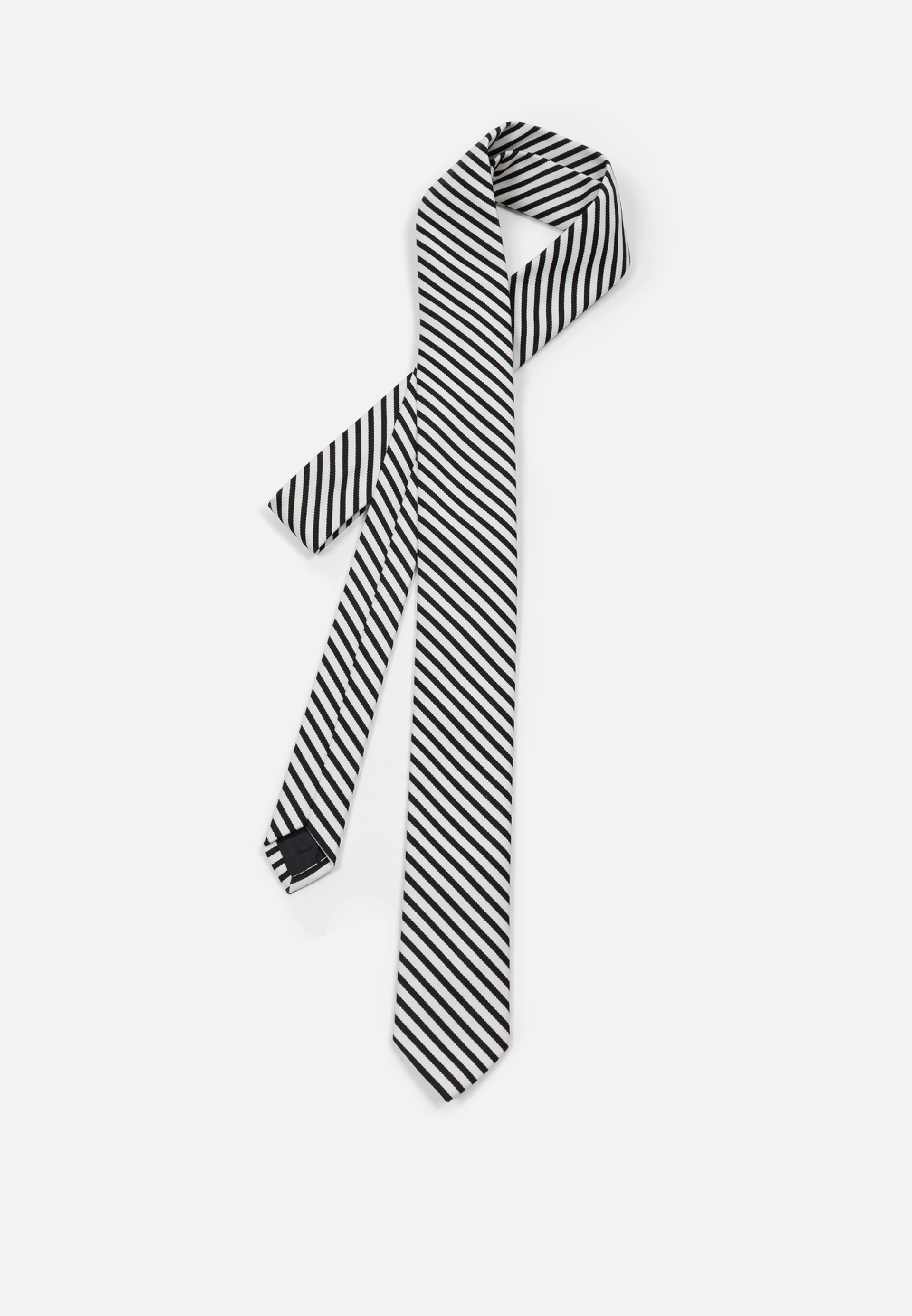 Галстук в полоску