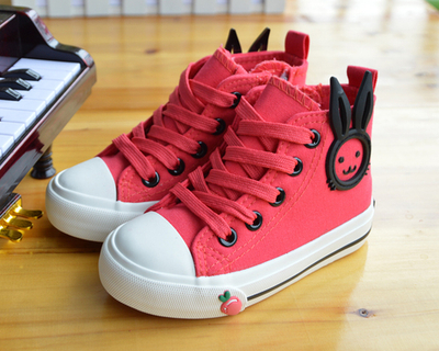 Кеды детские на молнии с аппликациями зайца и морковки