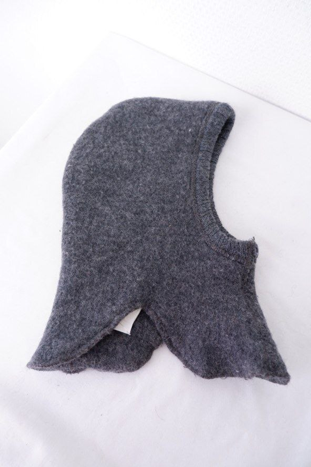 Шапка-шлем шерстяная на 9-12 месяцев