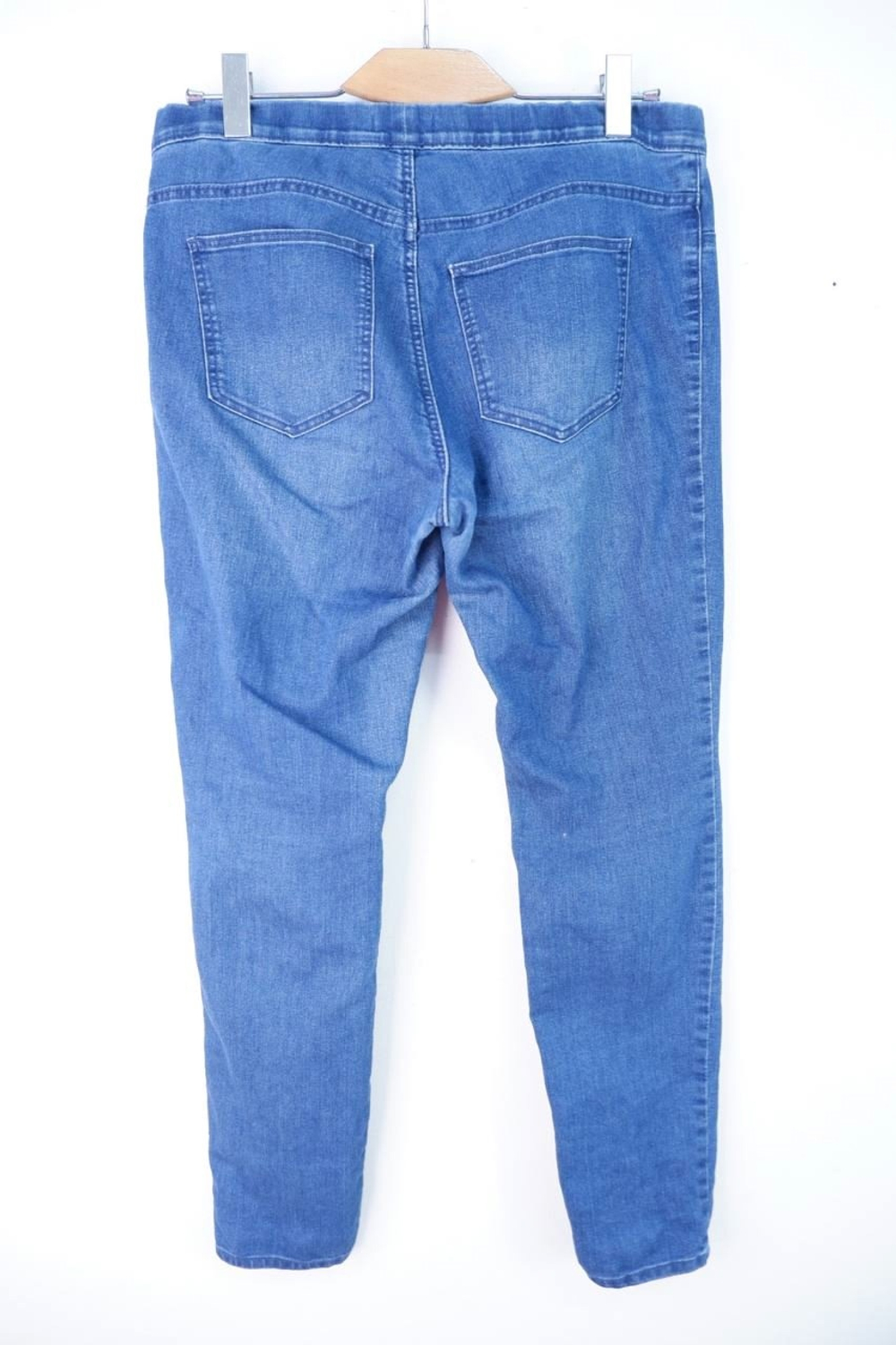 Джинсы H&M тянущиеся для комфортного образа 50 размер