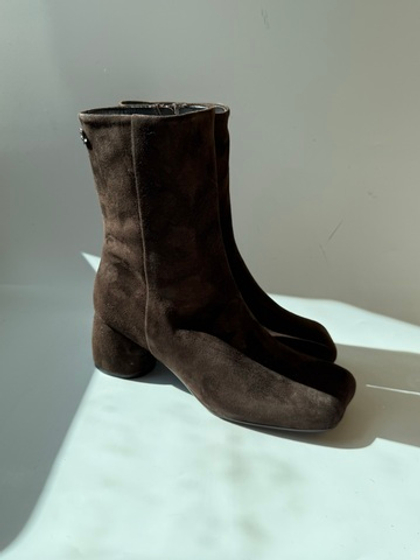 Изысканные ботильоны HESTIA DI VENEZIA