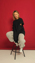 Лонгслив с рваными рукавами