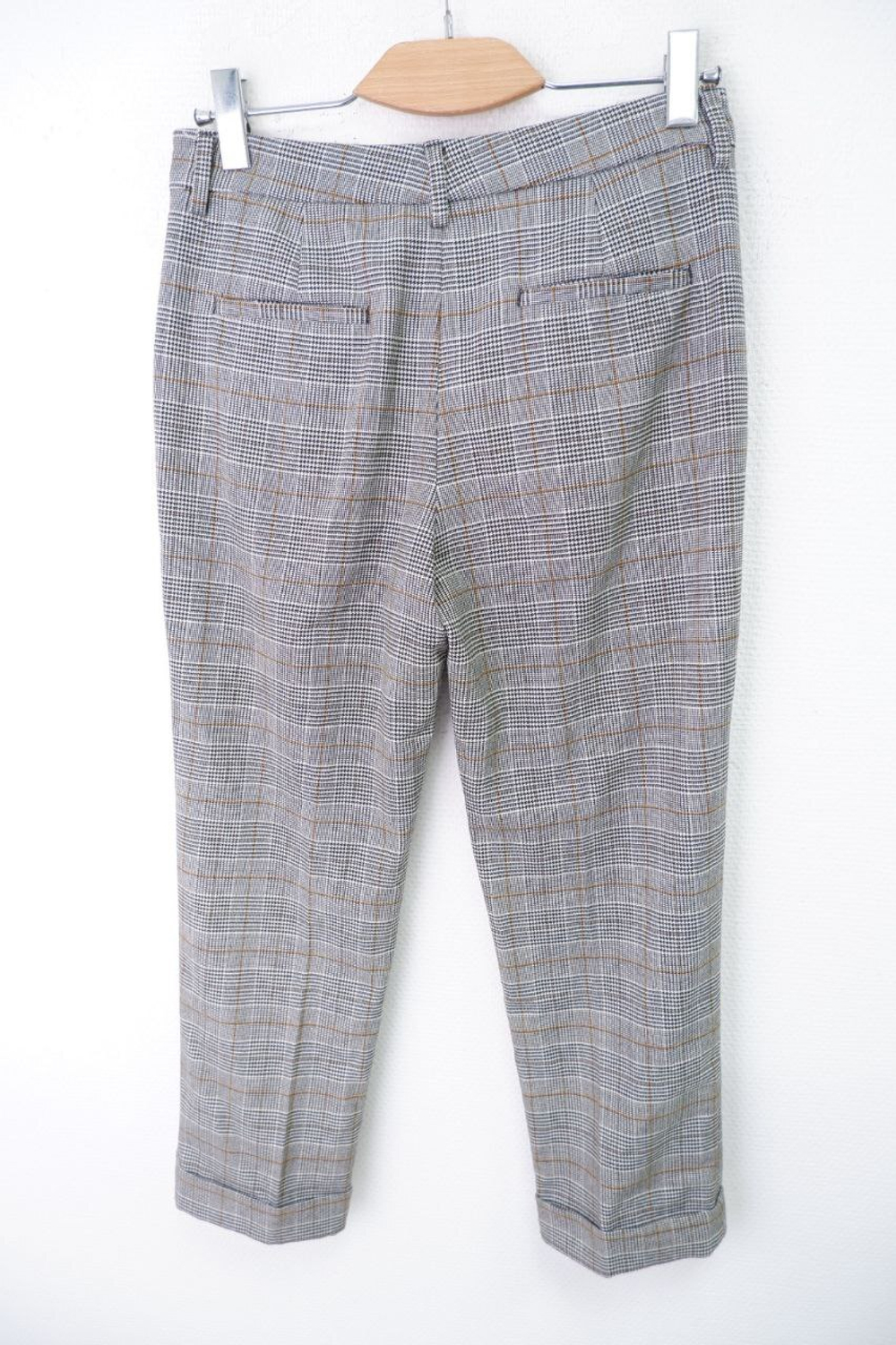 Брюки Zara  в клетку 42 размер