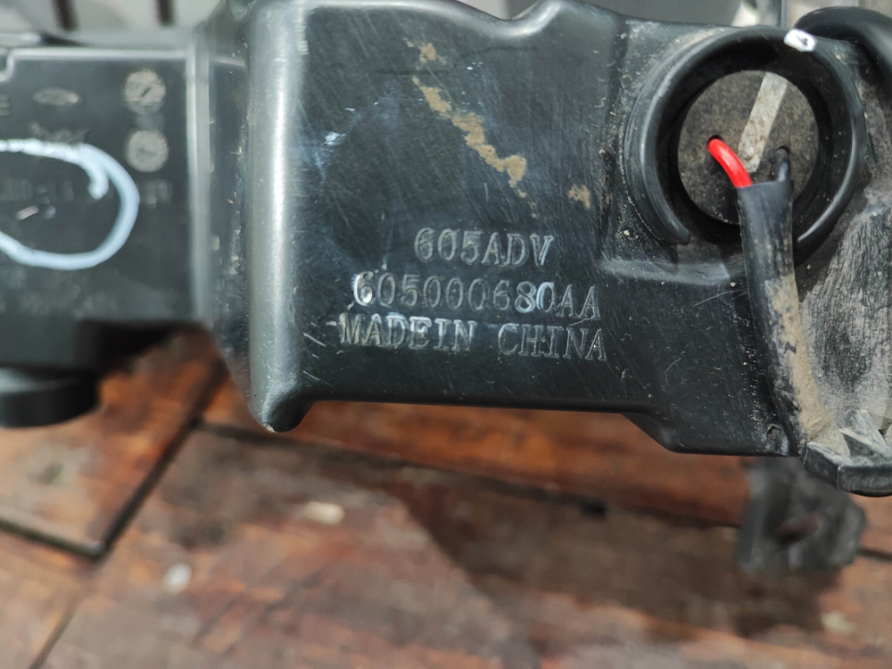 ПТФ передняя правая Chery Tiggo 8 Pro 21-24 Б/У Оригинал 605000680AA