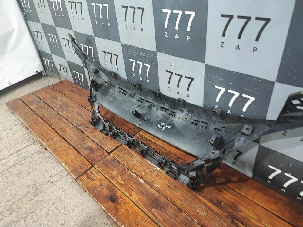 Кронштейн решетки радиатора Peugeot 3008 2 16-20 Б/У Оригинал 9815317777