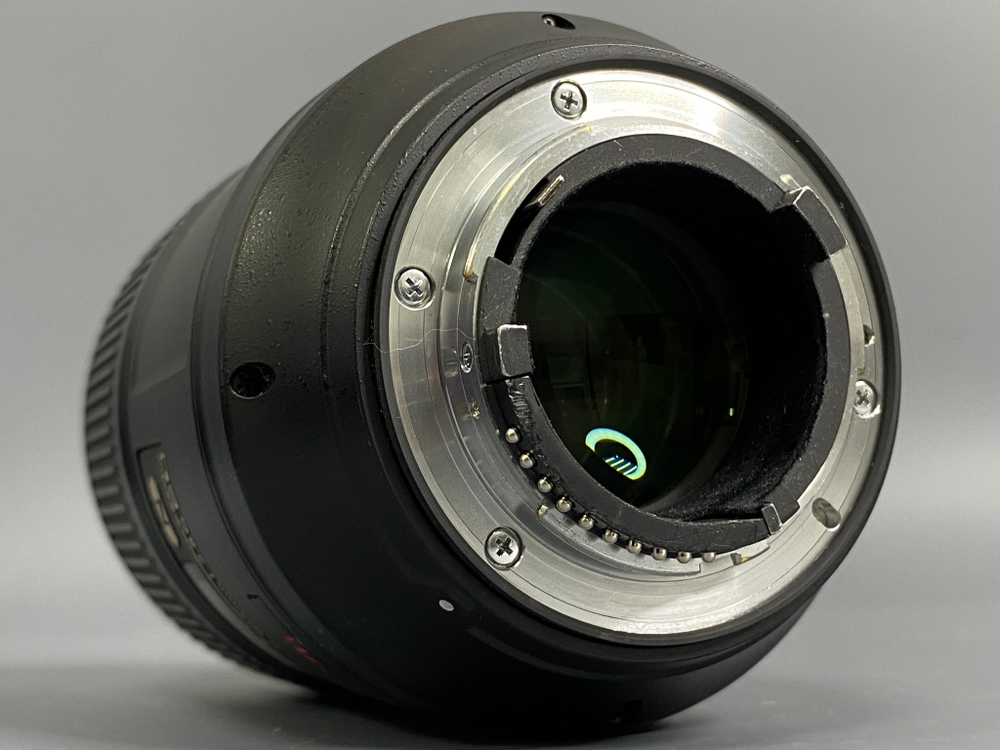 Nikon 105mm 2.8G IF-ED AF-S VR Micro-Nikkor