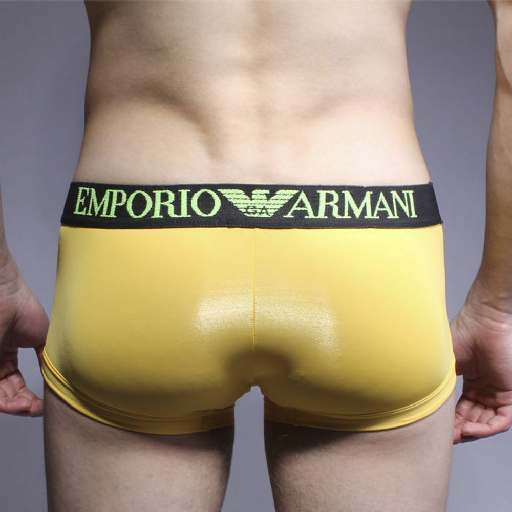 Мужские трусы хипсы желтые с черной резинкой Emporio Armani Basic Intimates Hip Brief