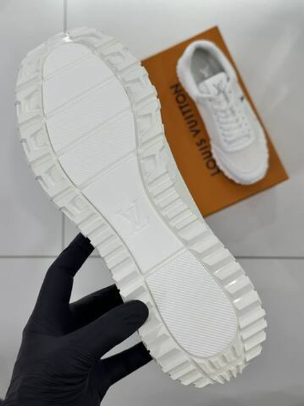Кроссовки Louis Vuitton