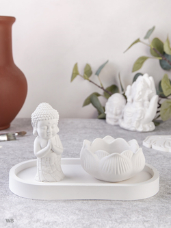 Статуэтка Будда и подсвечник лотос на подносе