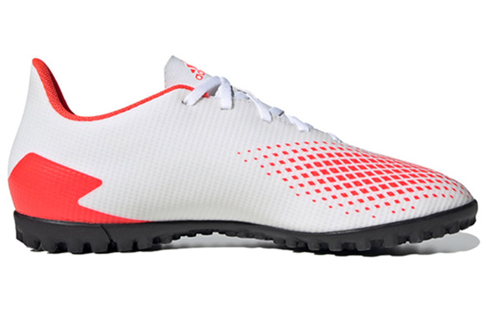 Кроссовки Adidas Predator 20.4