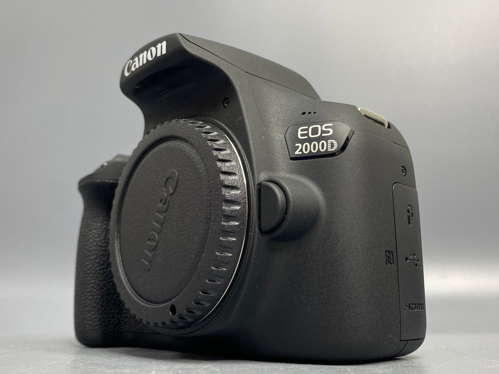 Canon EOS 2000D Kit 18-55mm 3.5-5.6 III