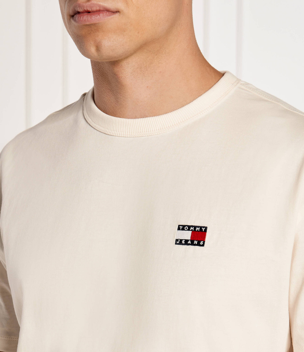 Футболка Tommy Jeans - экрю(DM0DM17995)