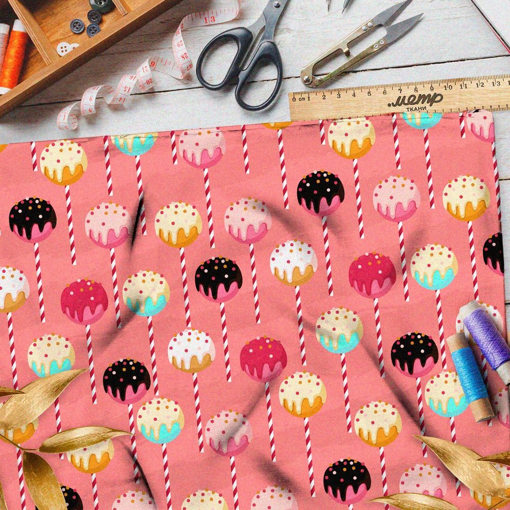 Ткань флис аппетитные леденцы с посыпкой