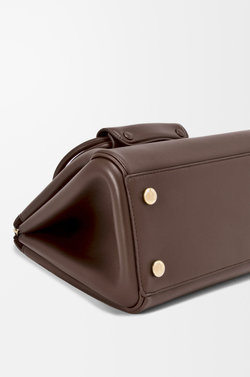 Loewe Маленькая сумка Madrid из мягкой телячьей кожи, темно-каштановый