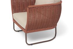 "Фиджи" кресло плетеное из роупа, каркас алюминий коричневый (RAL8016) муар, роуп красный (8372) круглый tex, ткань Mossle бежевая