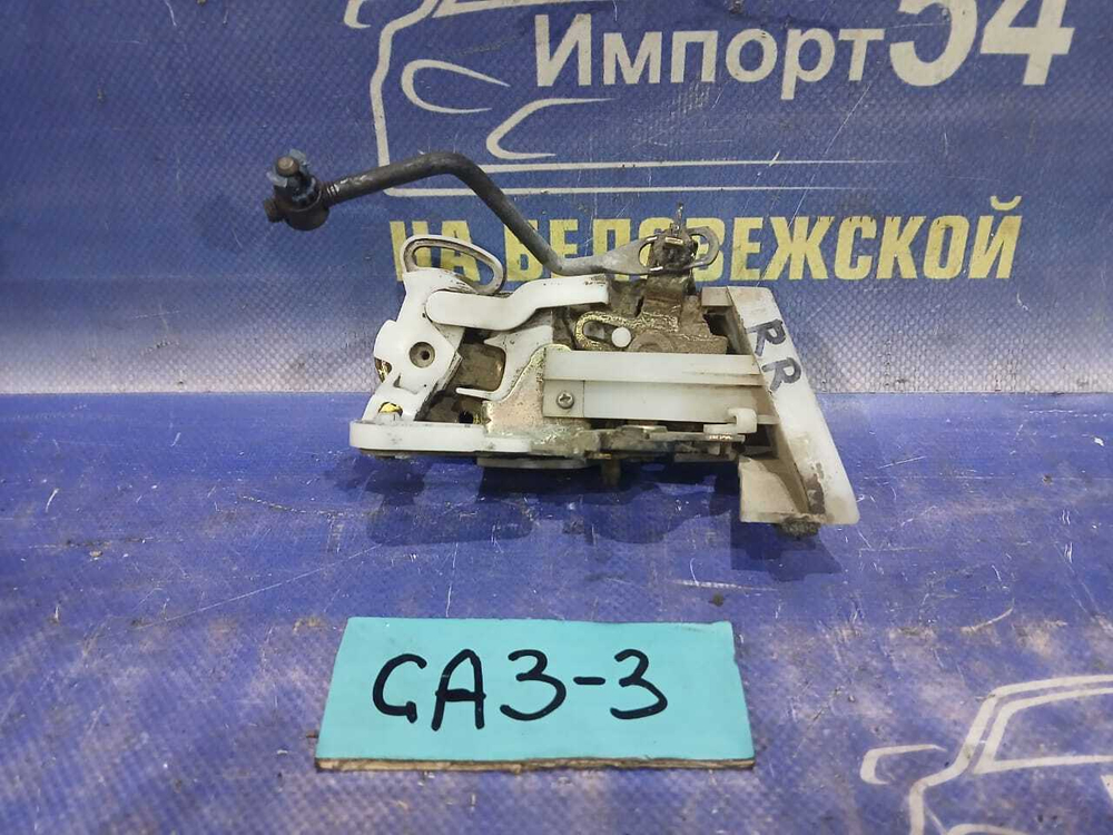 Замок двери задней правой Honda LOGO 1997