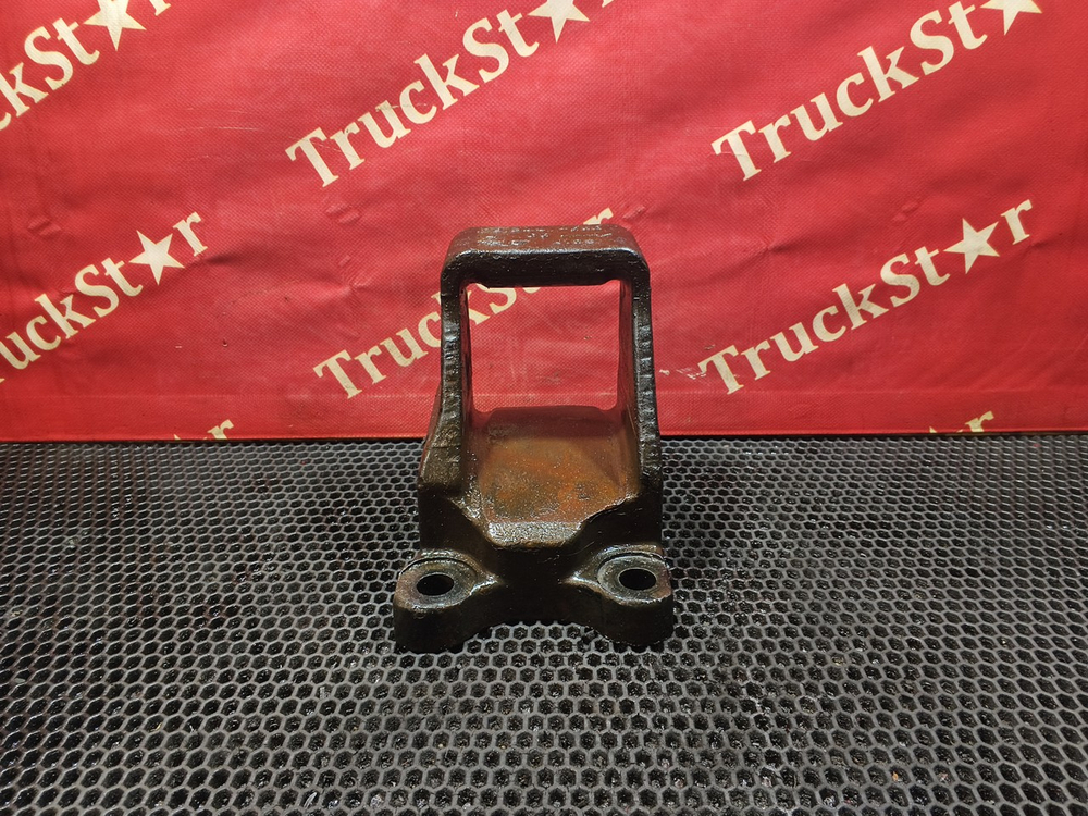 Кронштейн рессоры задней