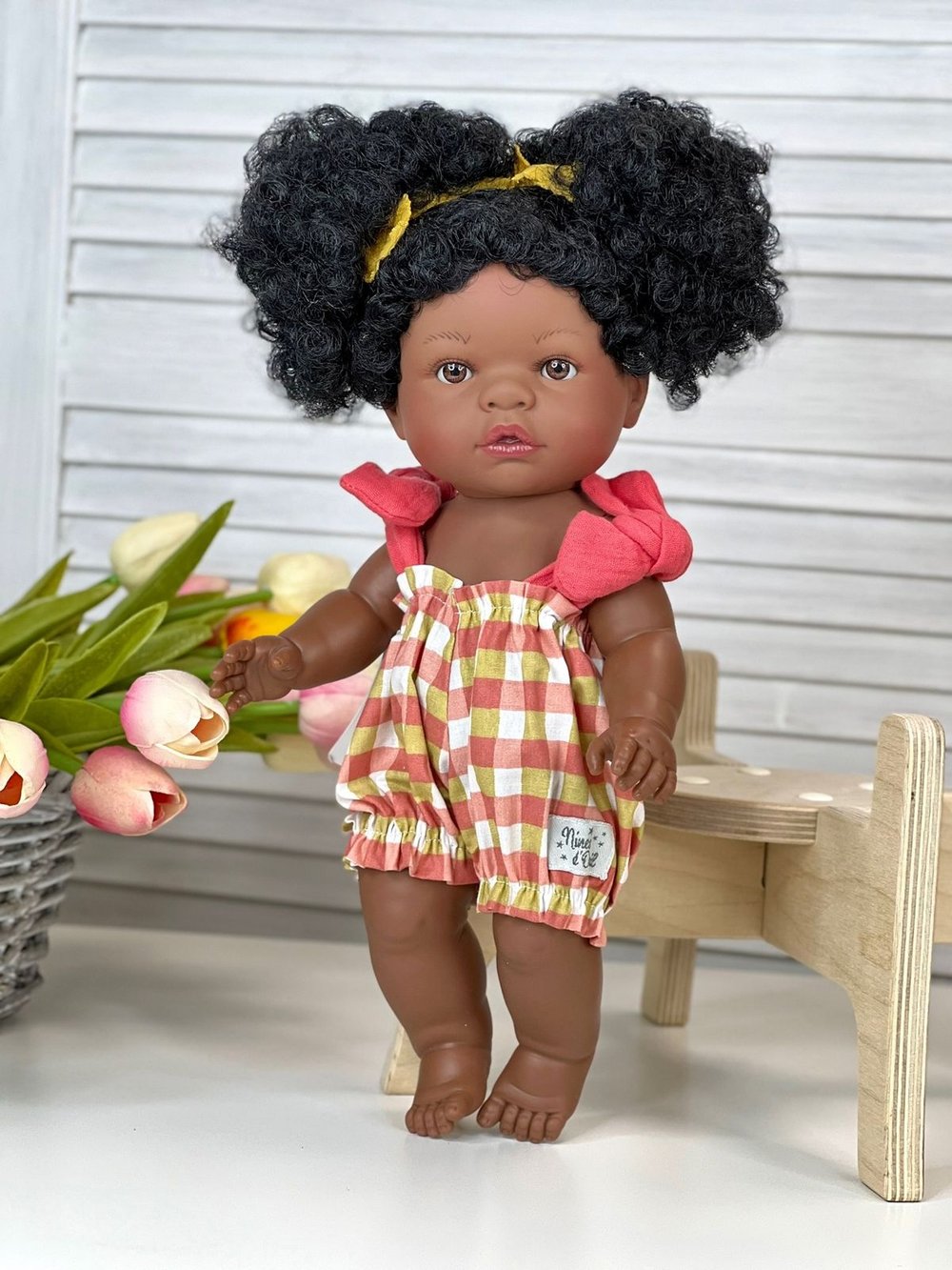 Кукла Nines виниловая 37см JOY (3074K)